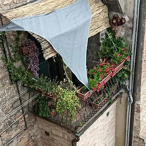 Toscanamente Apartment